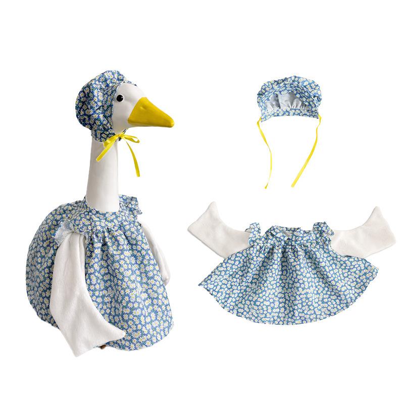 

2026 Spring/Summer Blue Floral Dress & Goose Courtyard Ornament Set
