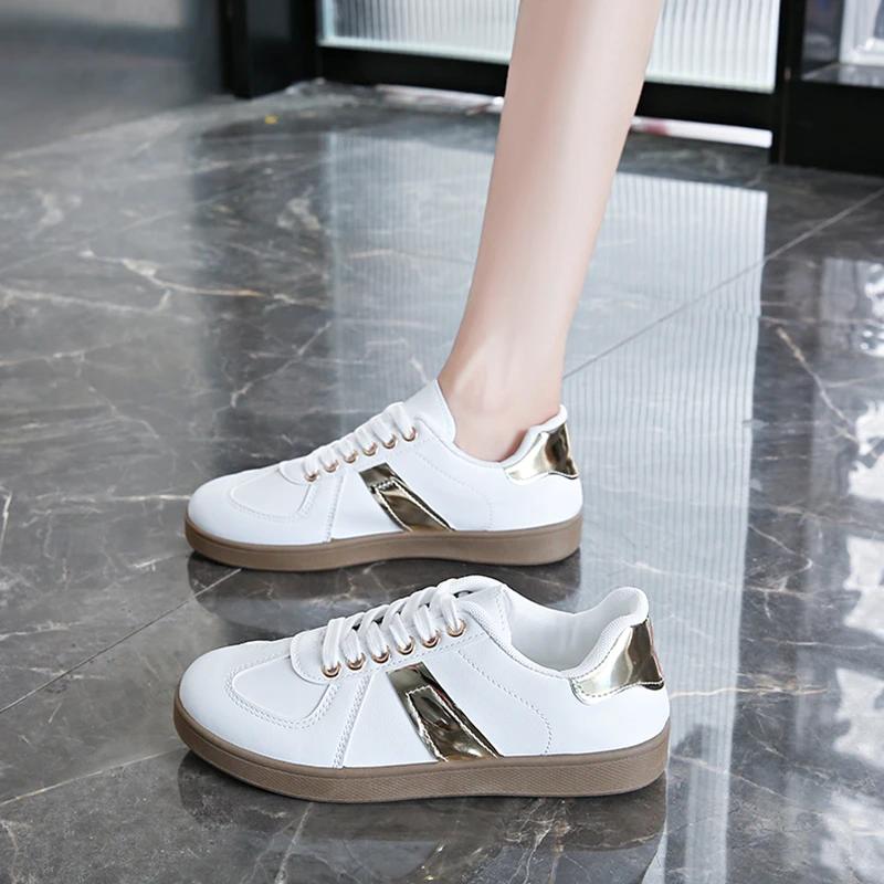 Leisure Sports Shoes for Women Comfortable Soft Bottom Outdoor Walking Shoes Lady Fashion Flats Low-top Shoe