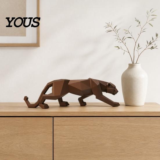 Geometric Cheetah Sculpture 3D Printed Figurine, Compact Faceted Sculpture, Stable Animal Figurine For Desk Minimalist Leopard Statue for Home Office