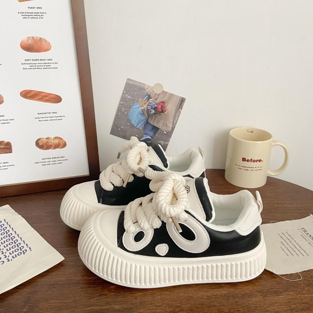 2025 new platform casual shoes board shoes women's black and white panda little white shoes board shoes women ins student tide shoes soft sole