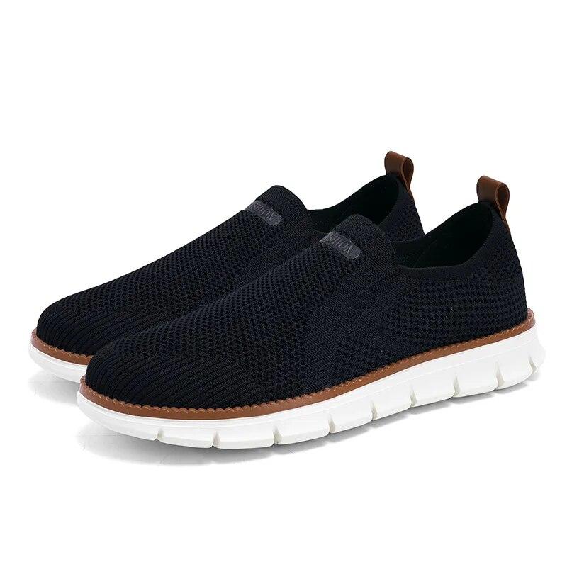 Breathable Men Casual Shoes Lightweight Outdoor Male Walking Shoes Anti-slip Men's Sneakers Slip On Flats Running Shoes