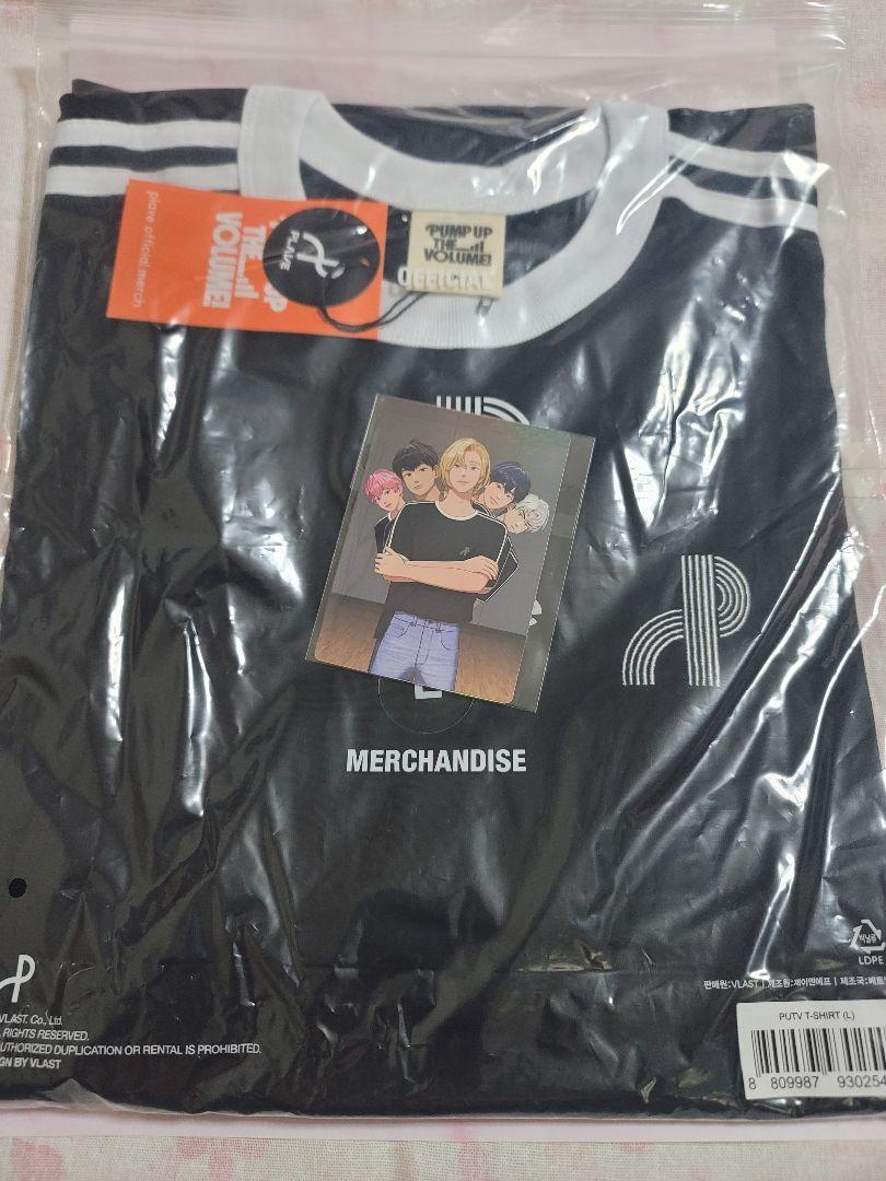 

[Б/У] Футболка с концерта PLAVE в Сеуле с торговой карточкой