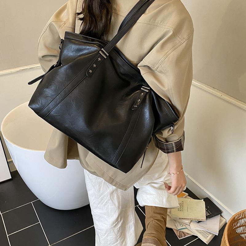 Large Capacity Faux Leather Tote Bag Women Shoulder Bag Everyday Use Work and Casual Bag