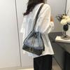 Textured Fashionable Bucket Bag for Women New Crossbody Beautiful Shoulder Bag Niche Design Chain Backpack for Women