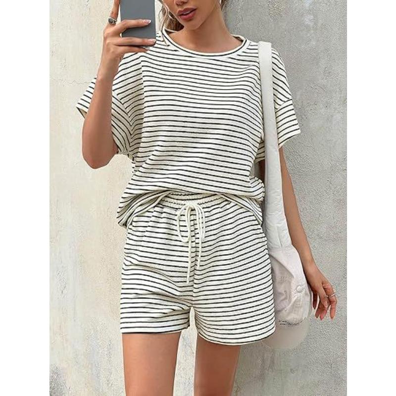 Women Striped Two Piece Outfit, Short Sleeve Top and Shorts Set, Fashion Casual Outerwear Summer Matching Suit