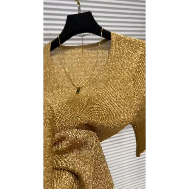 Summer Fashion Gold Short-sleeved T-shirt Women Slim Casual Pullover Top Female V-neck Knitting Tee