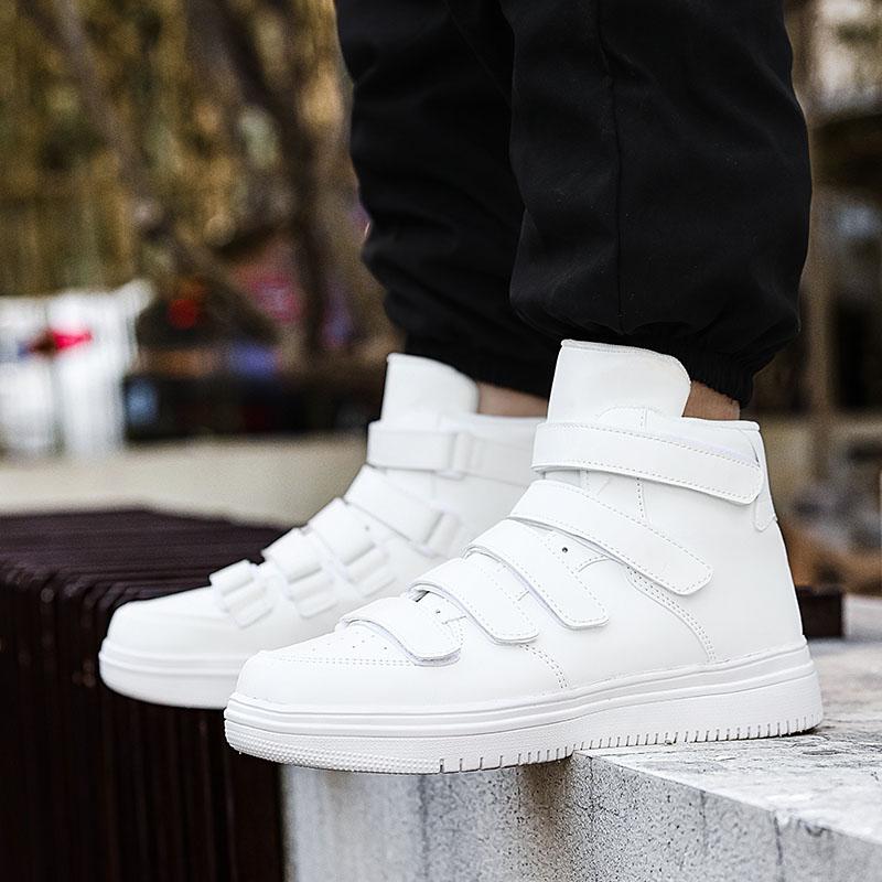 Hot sale Men High Top Skateboard Shoes 2025 Leather Casual Sneakers Men Street Trend Men's White Sneakers zapatillas de hombre