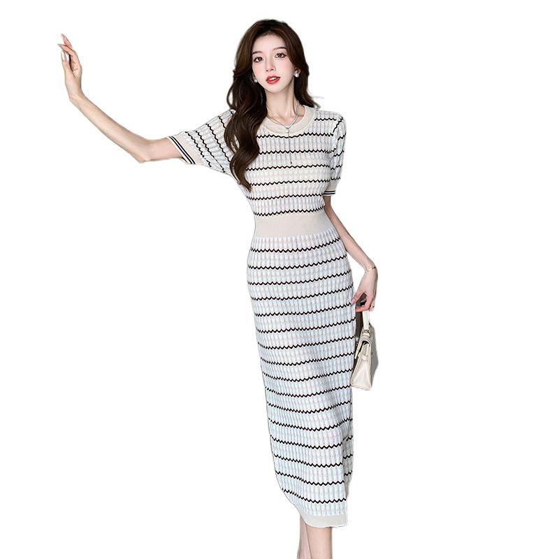 Women's French-Style Striped Color-Block Knit Dress, Waist-Cinched Slimming Midi