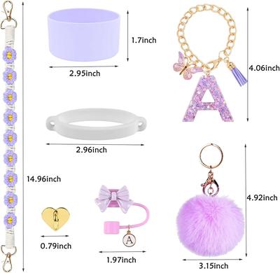 7-teiliges Zubehörset für Stanley Cup Lila Strohhalm-Aufsatz Tassen-Schutzhülle Wasserflaschen-Griffband Buchstabenanhänger 40oz 30oz Becher