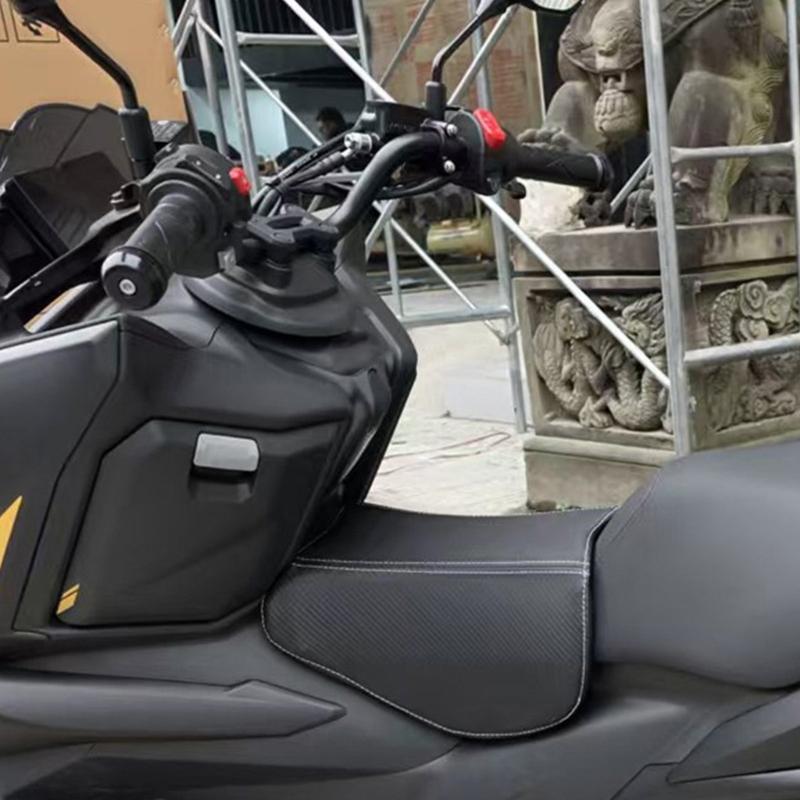 High Elasticity Comfortable Carbon Fiber Pattern Motorcycle Seat Cover Cushion With Non Slip Surfaces And Elastic Straps