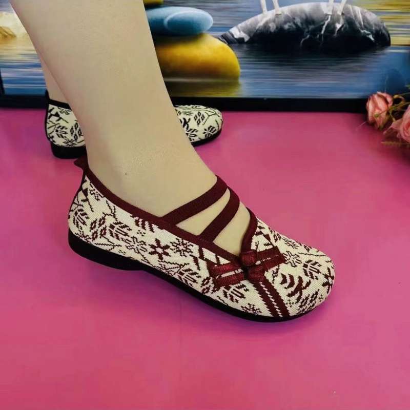 

Старая северная обувь из ткани для женщин, среднего и пожилого возраста, весенне-летняя новая женская обувь, этнический стиль, мягкая подошва, туфли для мамы, педали, ленивые s 35 красный