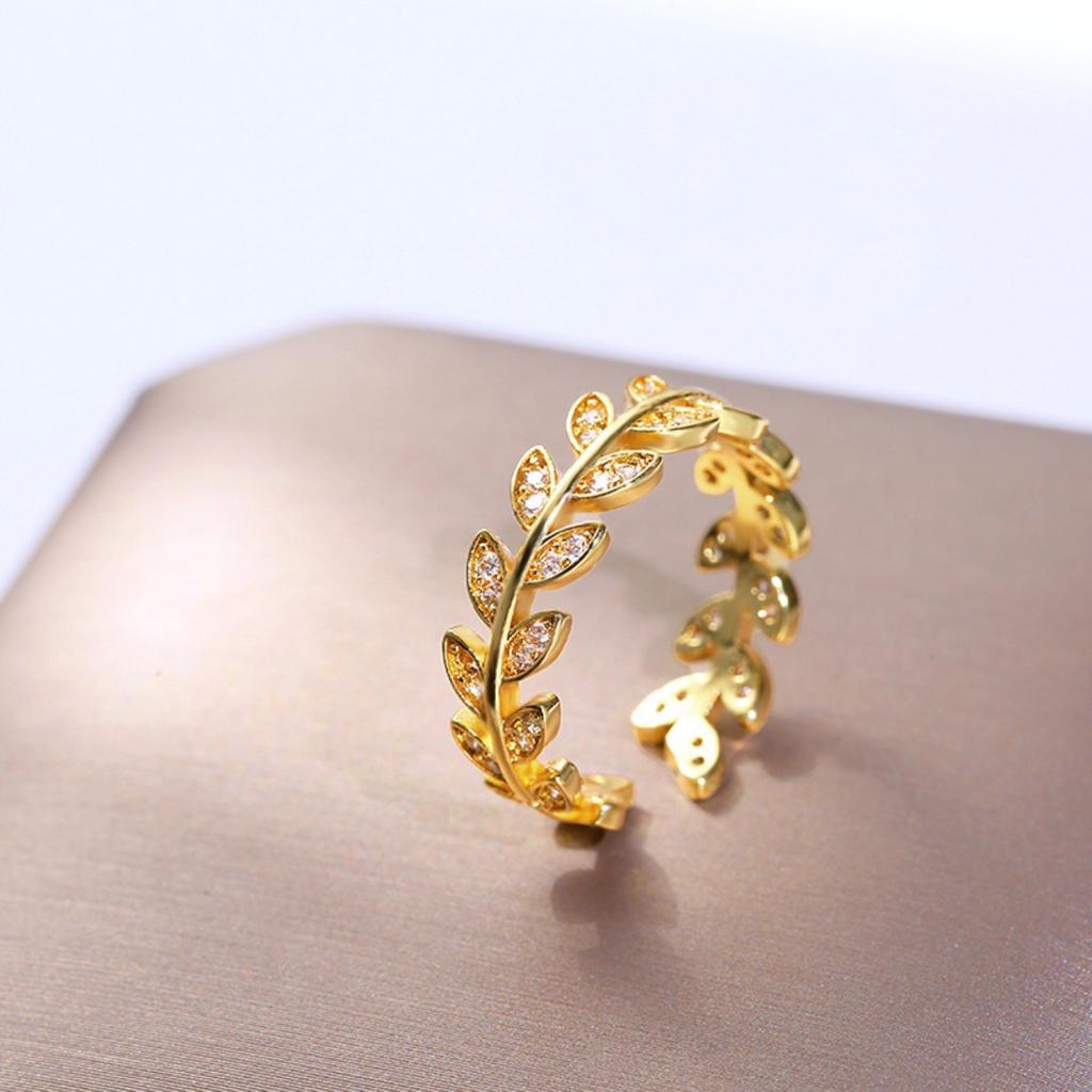 Adjustable Zircon Leaf Rings Stainless Steel Luxury Jewelry for Women Comfort Fit Daily Wear Best Friend Gift Idea