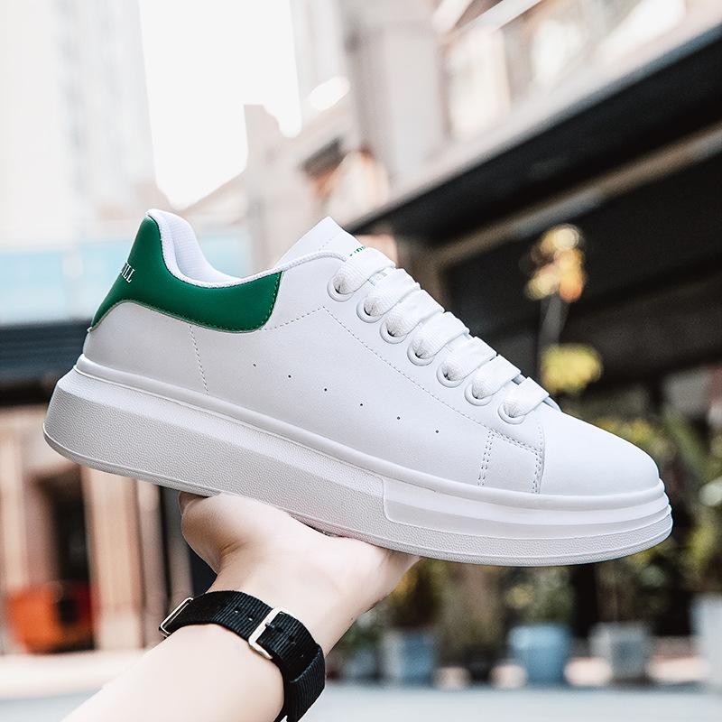 Pantofi bărbați 2025 primăvară și toamnă McQueen casual confortabil tineresc versiune coreeană trend pantofi simpli albi pantofi de bord respirabili versatili