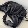 Koreanische Leinwandtasche Fashi Plissierte Karomuster-Tragetasche Kordelzug Lässige Umhängetasche Nyl Pendler-Umhängetasche Reißverschluss Knödeltasche