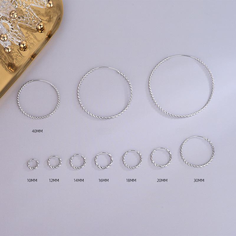 

Серебряные серьги-кольца Фэн-шуй с гофрированной поверхностью - Простой, преувеличенный стиль для женщин Platinum 30mm