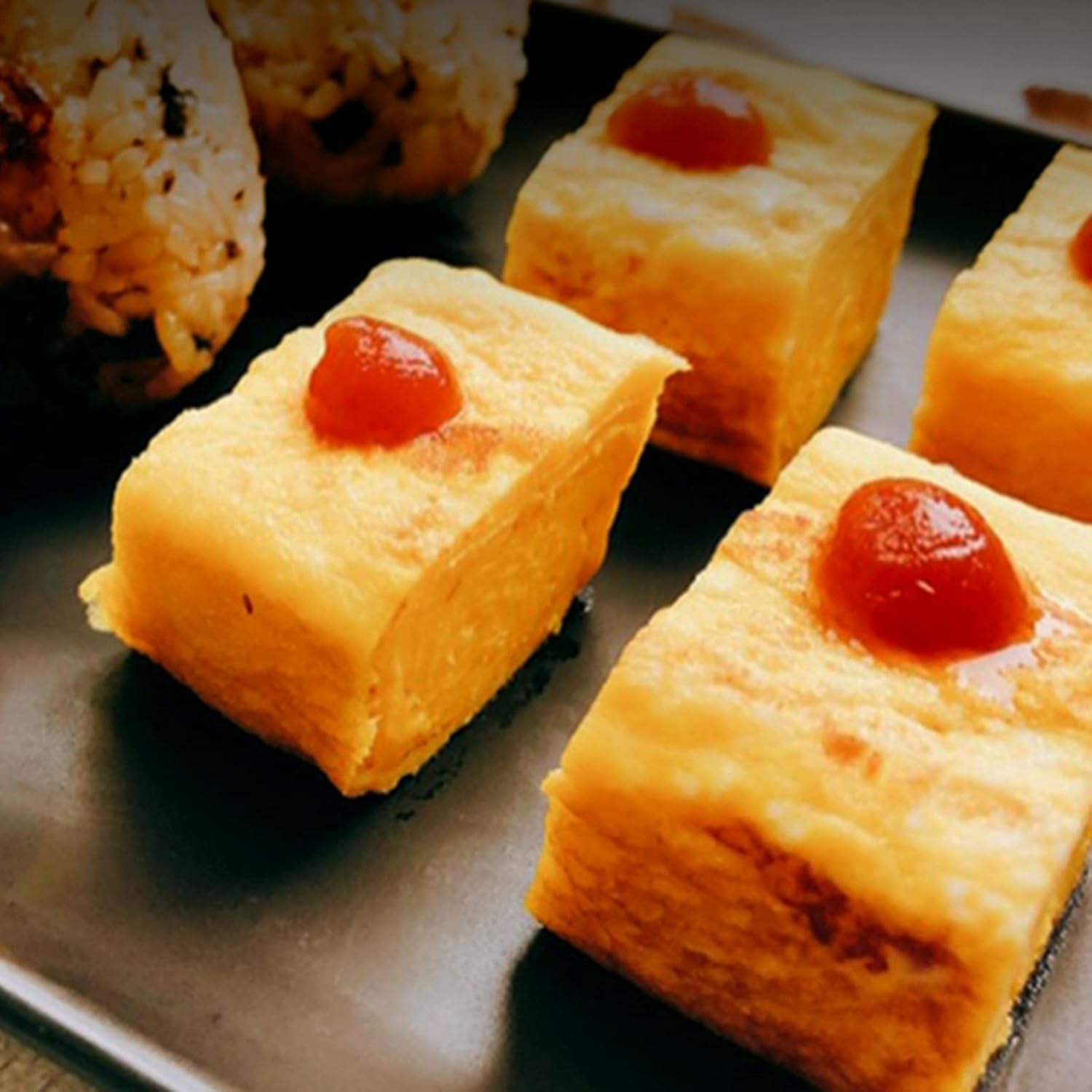 Japanese-Style Omelette Pan, Cast Iron, Black, Rectangular, Non-Stick Free, Wooden Handle, Gas & Induction Compatible