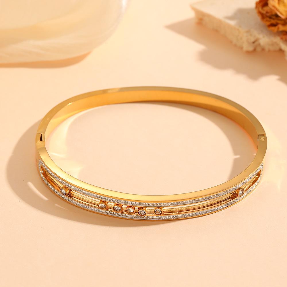 Elegant Rhinestone & Diamond Inlaid Women's Titanium Steel Bracelet