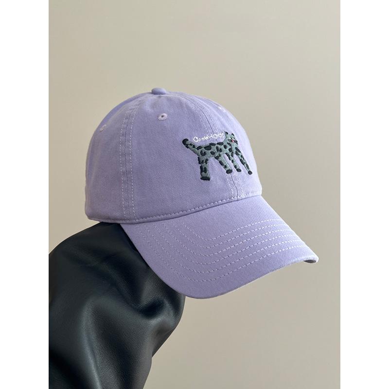 Cute spotted cat baseball hat women's spring summer new versatile student beige cap summer