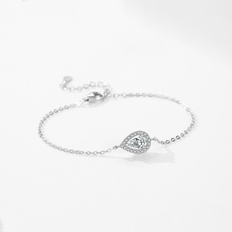 Moissanite 925 Sterling Silver Water Droplet Shaped Bracelet Popular Affordable Luxury Elegant Geometric Cross Wedding Gift