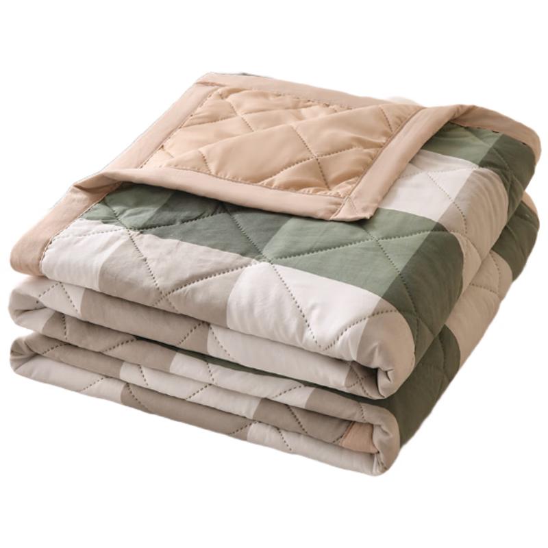 

Jinho Class A All-Season Fiber Comforter 200cm x 230cm