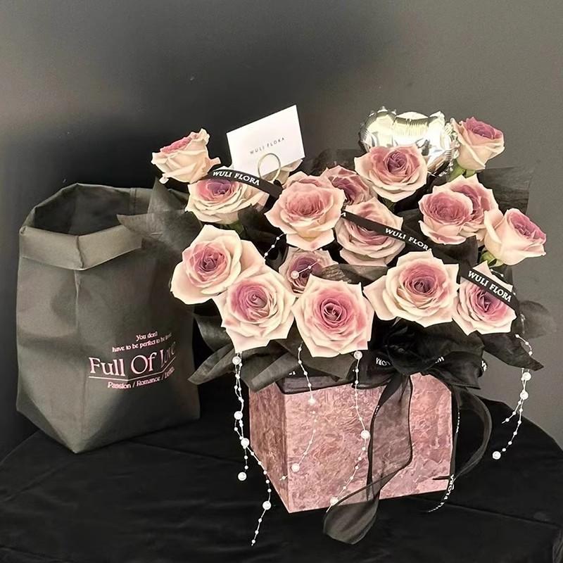 Prezent Walentynkowy Bukiet Wiecznych Róż Sos Hebanowy dla Dziewczyny Prezent Urodzinowy dla Dziewczyny
