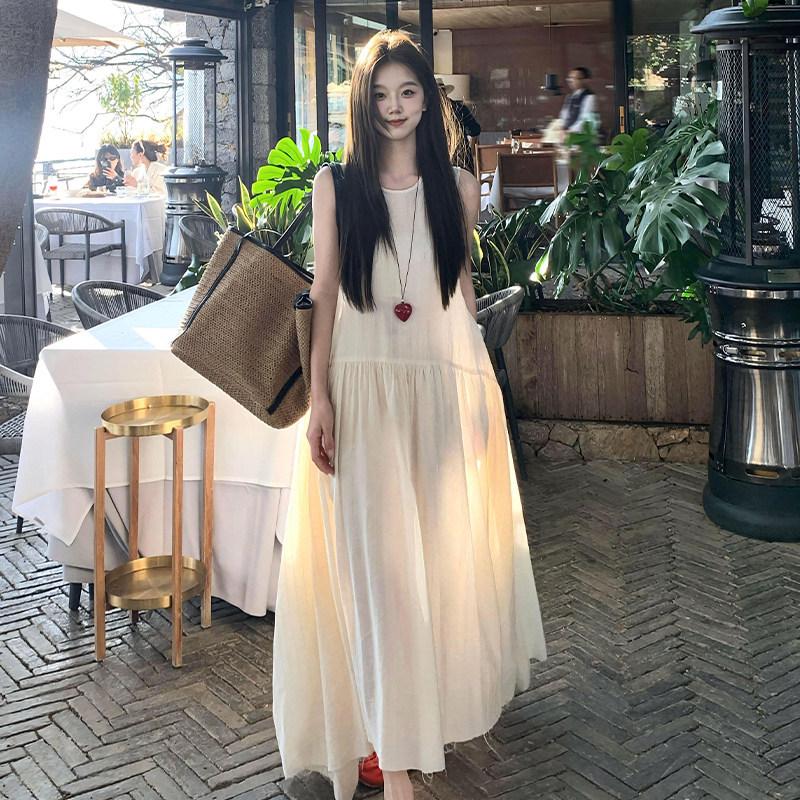 Petite Women's French-Style White Sleeveless Fairy Dress - Summer 2025 Collection