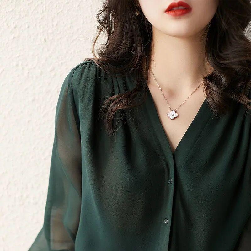Long-sleeved Shirt, Women's Spring and Fall New French V-neck Design Sense of The Top, Temperament Loose Chiffon Shirt Female