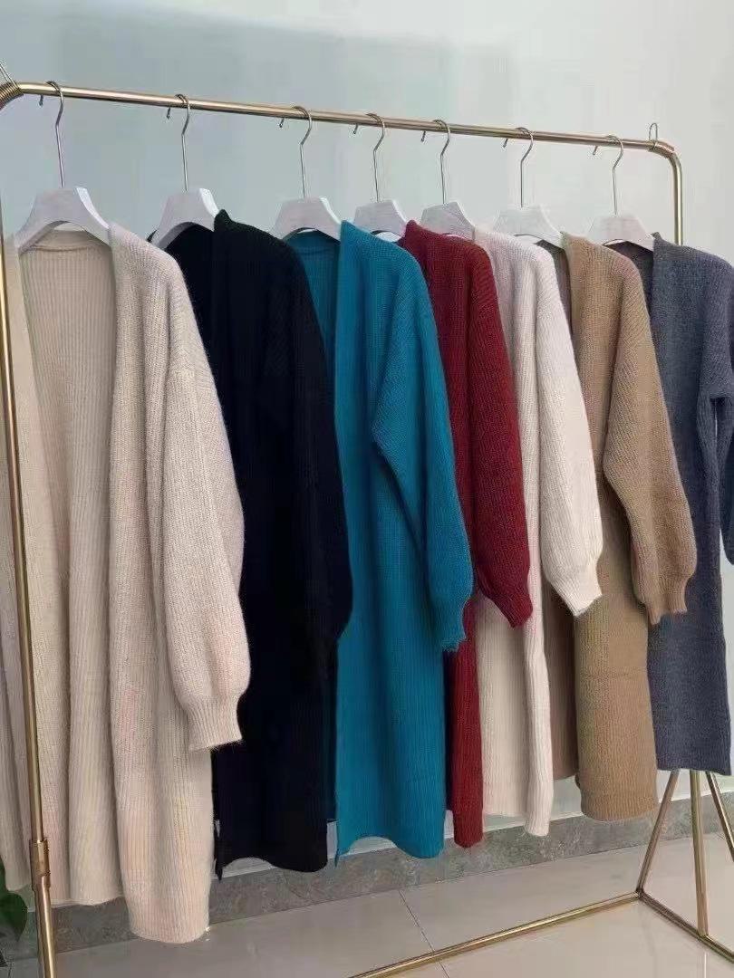 

Женский свободный вязаный кардиган средней длины: Новая толстая куртка-свитер осень/зима 2024 года One Size павлин голубой