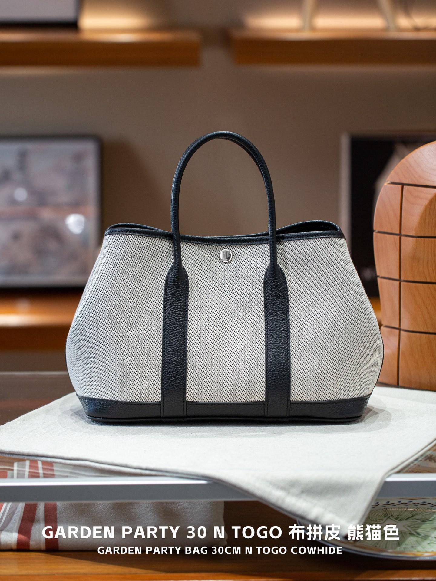 

Lagerfeld Garden Party30 Стеганая кожаная сумка-тоут с цветочным садом большой вместимости цветная 30-предметная женская сумка-тоут 30cm чёрный