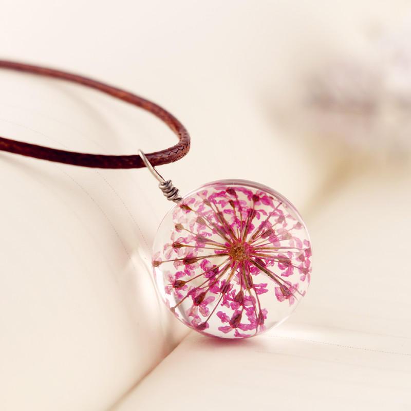 

Handmade Dandelion Pendant Necklace with Dried Flower Clavicle Chain for Women