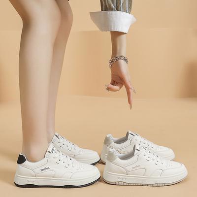 Niche Design Sense White Shoes Women's 2025 Spring and Summer New Leather Versatile Board Shoes Thick Sole Heightening Sports and Leisure Shoes