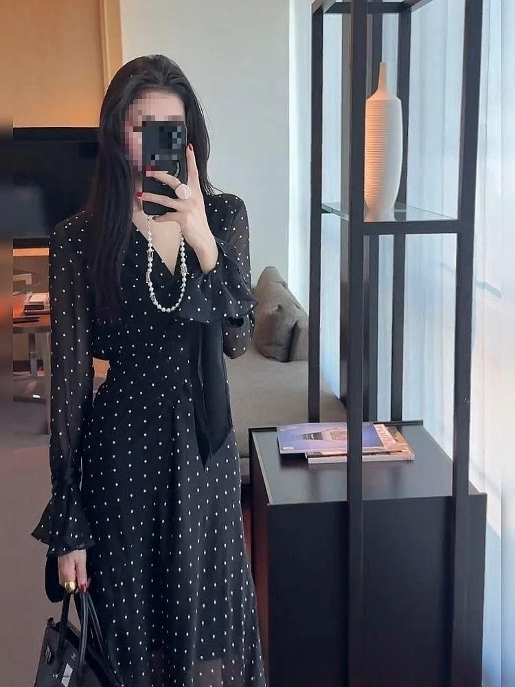 Elegant Black Polka Dot Long Dress With V Neck And Bell Sleeves For Spring Summer Vacation Wear