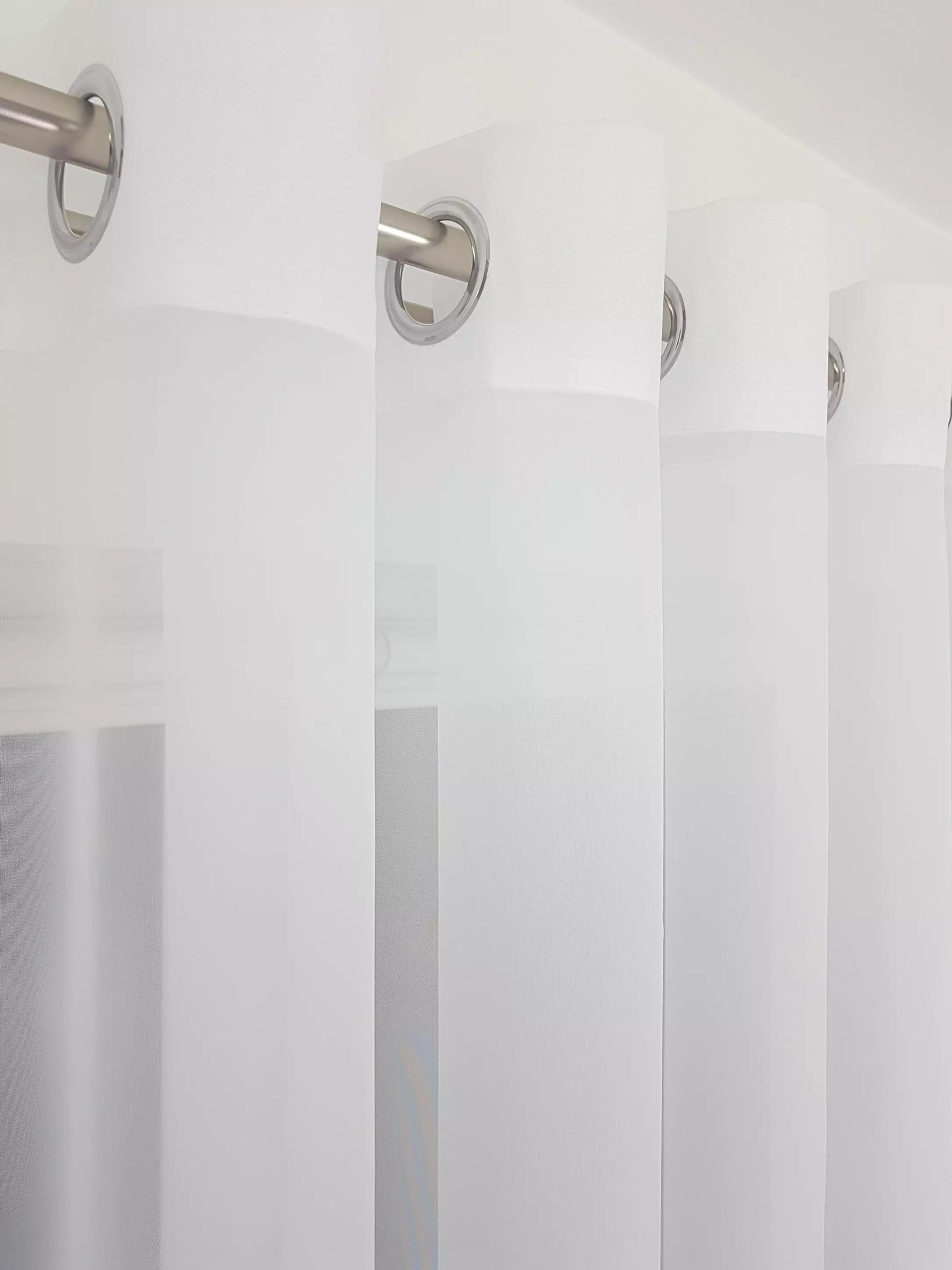 Fertiger weißer Voile-Vorhang 300x250 cm mit Ösen - glatt