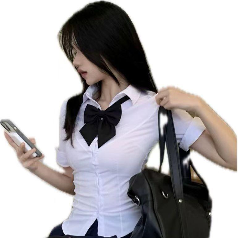 Women's Two Piece Outfit Short Sleeve Blouse V-Shaped Waist Pleated Skirt Preppy Academy Style JK Uniform Matching Set