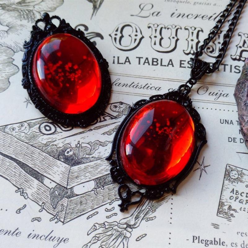 Gothic Vampire Necklace Vintage Stardust Cameo Pendant Necklace Punk Style Vampire Pendant Oval Satanic Demon Necklace