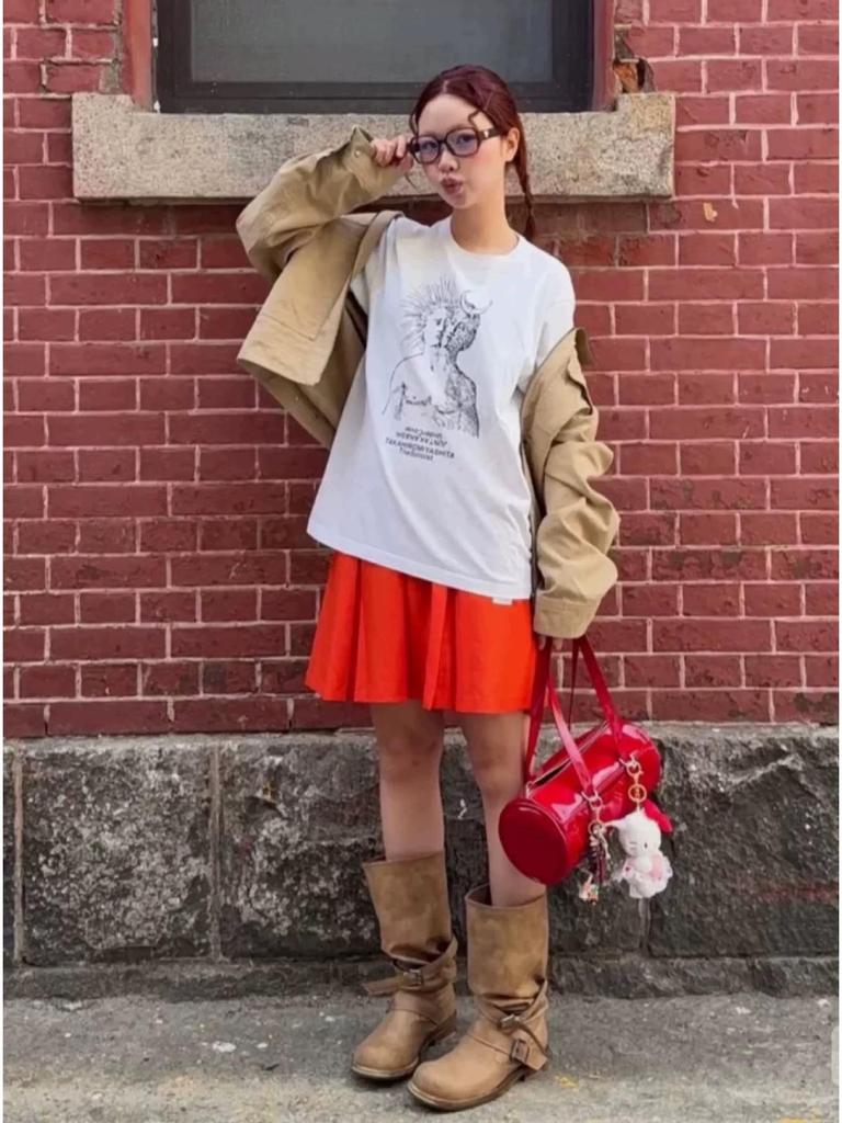 In Stock: Women's Two-Way Wear Heavy-Duty Distressed Knight Boots with Belt Buckle - Retro Style Outdoor Boots