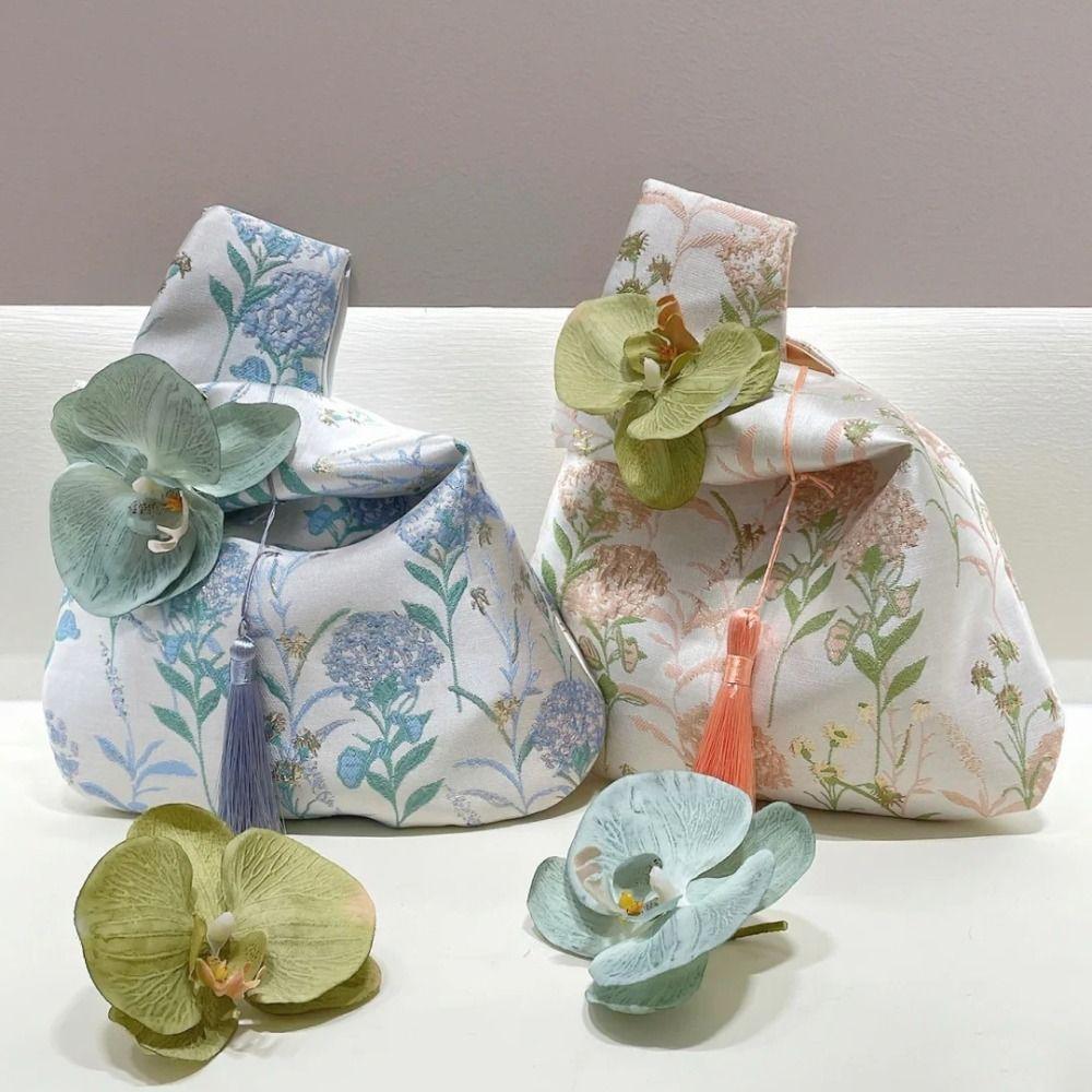 Flower Pendant Girls Storage Bags Tassel Knot Wrist Bag Cheongsam Accessories New Chinese Small Item Pouch