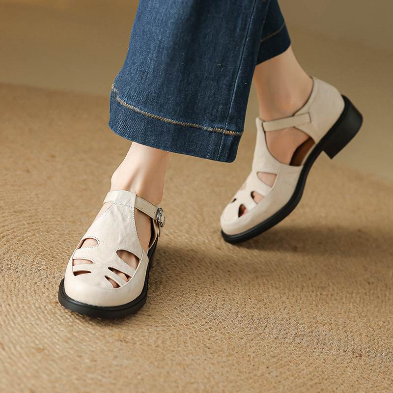 Krazing Pot Fårskinn Rund Tå Storlek 42 Hög Kvalitet Tjock Mellanhög Klack Spänne Ihålig Stil Vacker Höst Större Storlek Pumps