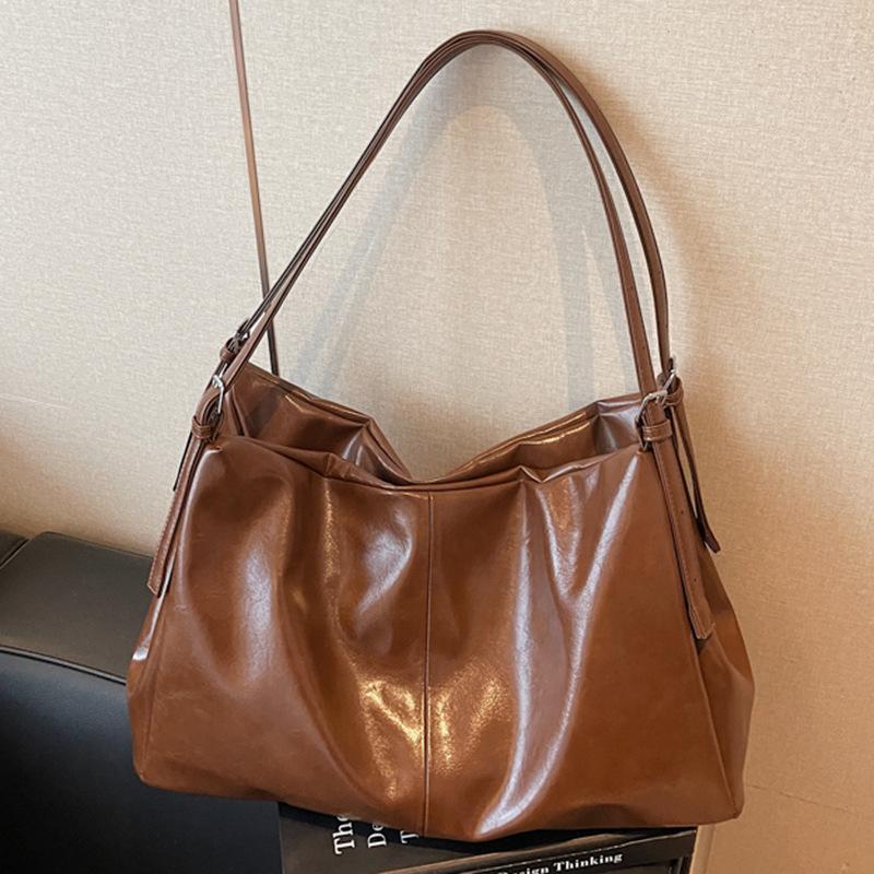 Retro Commuter Bag Women's Bag 2025 Autumn New Trend Fashion Shoulder Tote Bag Large Capacity Armpit Bag