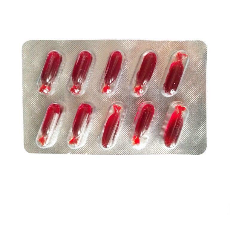 Actor spitting blood special effects makeup Halloween simulation prank washable fake blood plasma spitting blood capsule fake bl