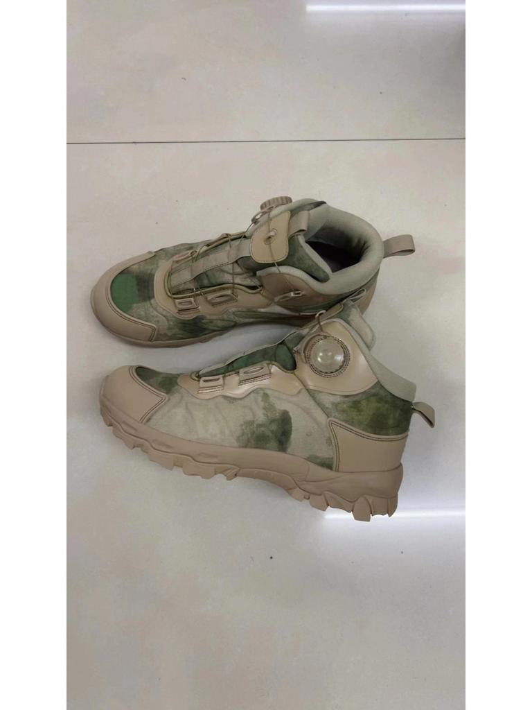 ESDY Quick Reaction Lightweight Tactical Hiking Boots with Automatic Knob Lacing.