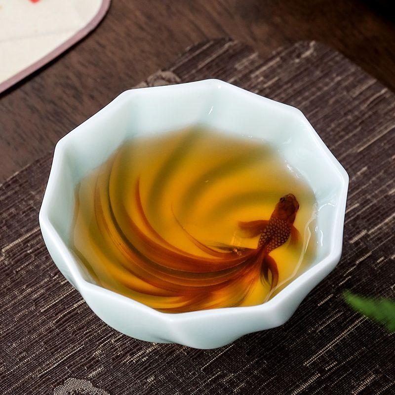 

Креативные селадоновые чайные чашки ручной работы, чайные пиалы с кои, китайский чайный набор для кунг-фу, чашка мастера, бытовая ретро дегустационная кружка, чайная посуда, посуда для напитков 200ml красный