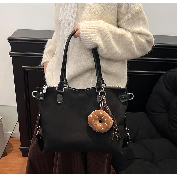 

Korean Retro Leopard Print Crossbody Bag - Versatile and Lightweight Shoulder Tote for Women