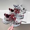 Children's dad shoes 2025 spring and autumn new Korean version of boys casual sports shoes medium and large girls soft-soled running shoes