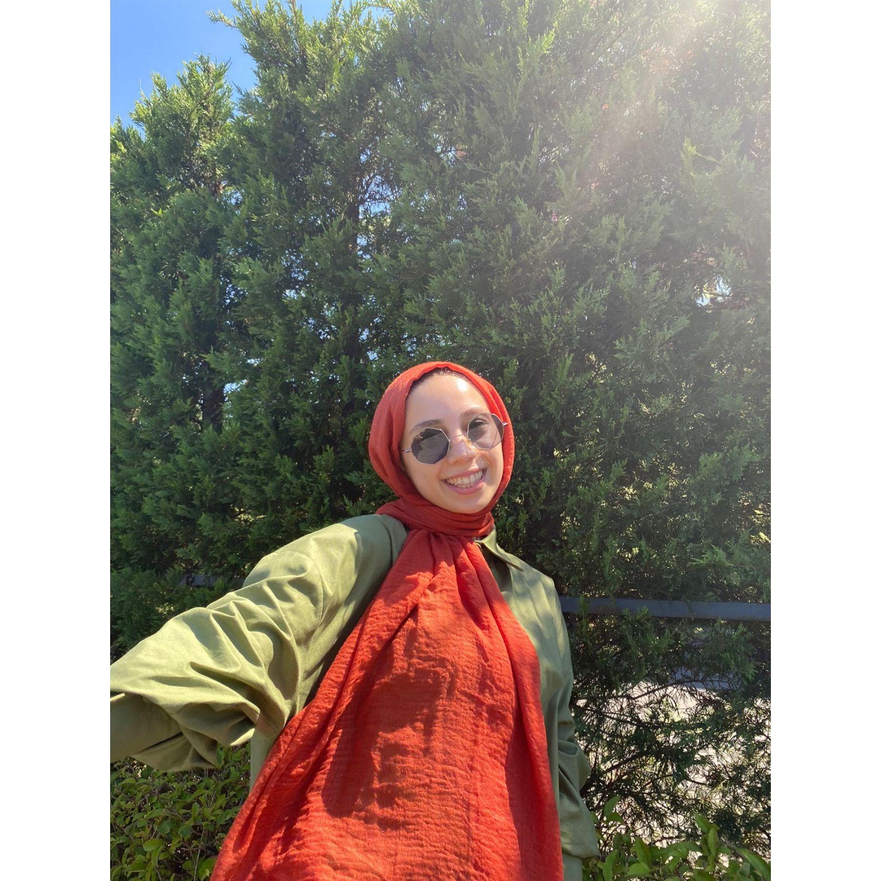 

Креп Хиджаб Красный STD красный