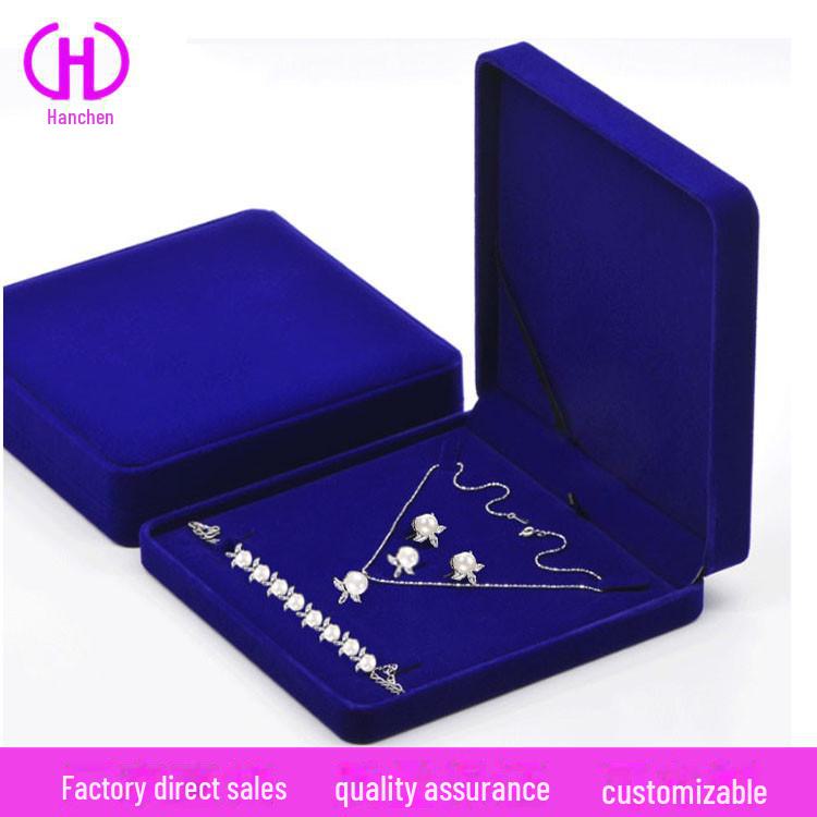 

Праздничный набор шкатулок для украшений из красного бархата: Держатель для ожерелья, браслета, кольца и сережек