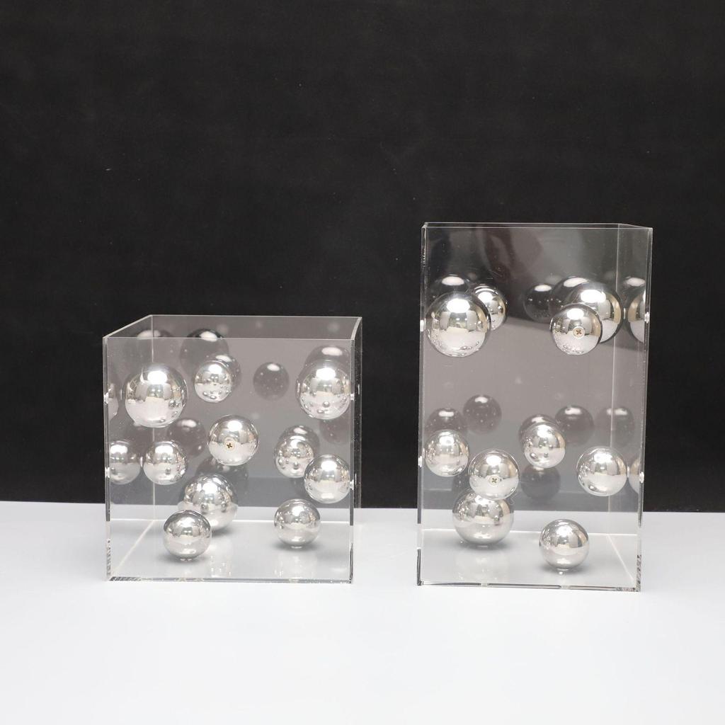 Modern European Light Luxury Acrylic Ball Ornament for Model Room and Office Decor