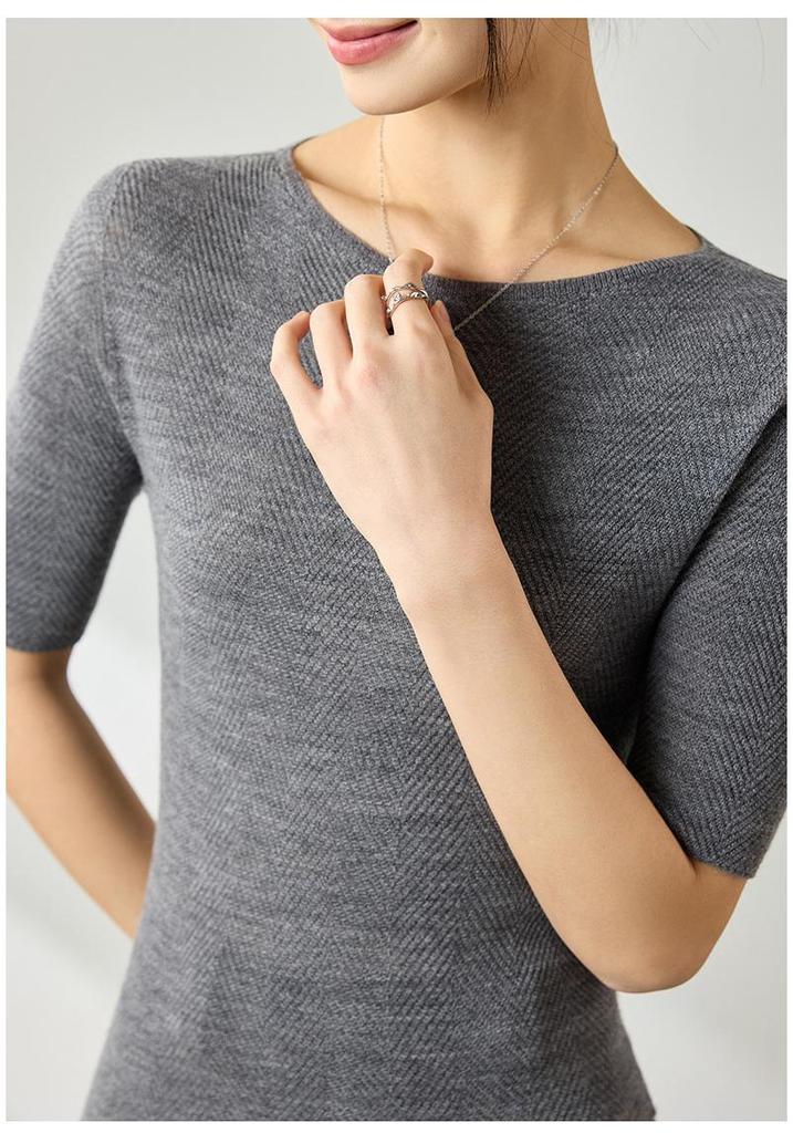 Yangtze Fine Spun Wool One-Shoulder Mid-Sleeve Women's Slimming T-Shirt, Spring Pure Color Elegant Base Layer Top