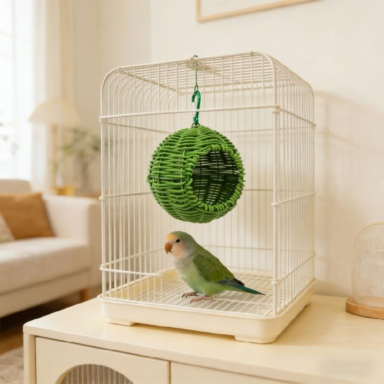 Portable Plastic developed Bird House Creating Warm Space For Various Small Bird Breeds