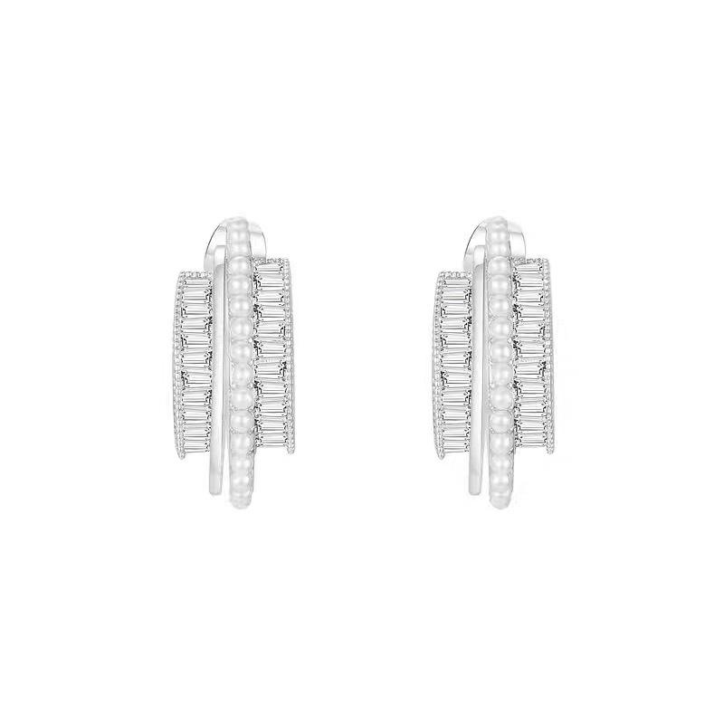 Copper Alloy Pearl Zirconia C-Shaped Stud Earrings - Light & Shadow Series